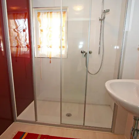 شاليه بيت عطلات بيسيندورف بيسيندورف *